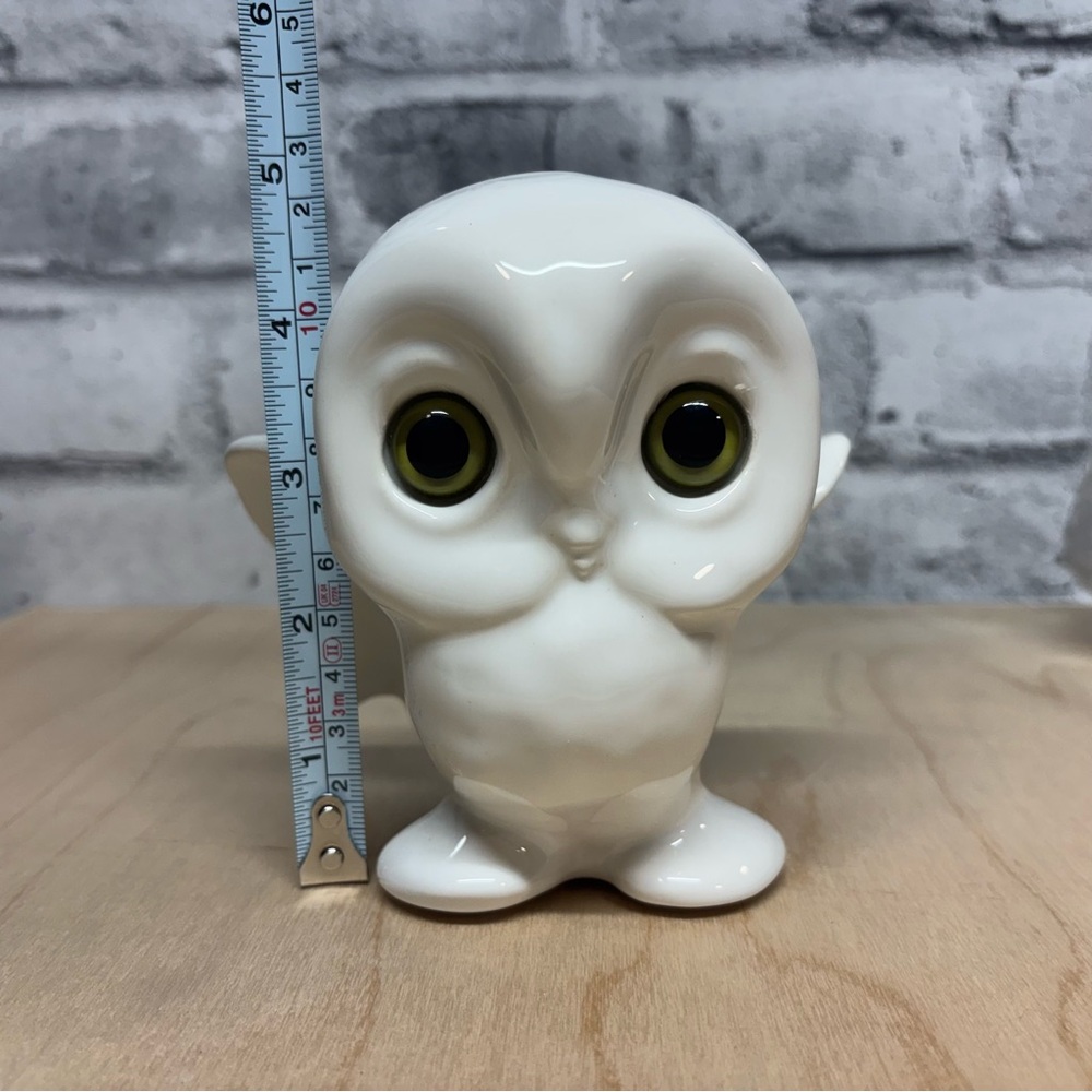 “The Collectables” Made In Canada Canadiana Pottery Ceramic White Owl - Picture 10 of 10